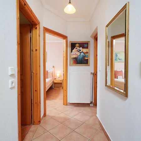 Apartment Althea Golden